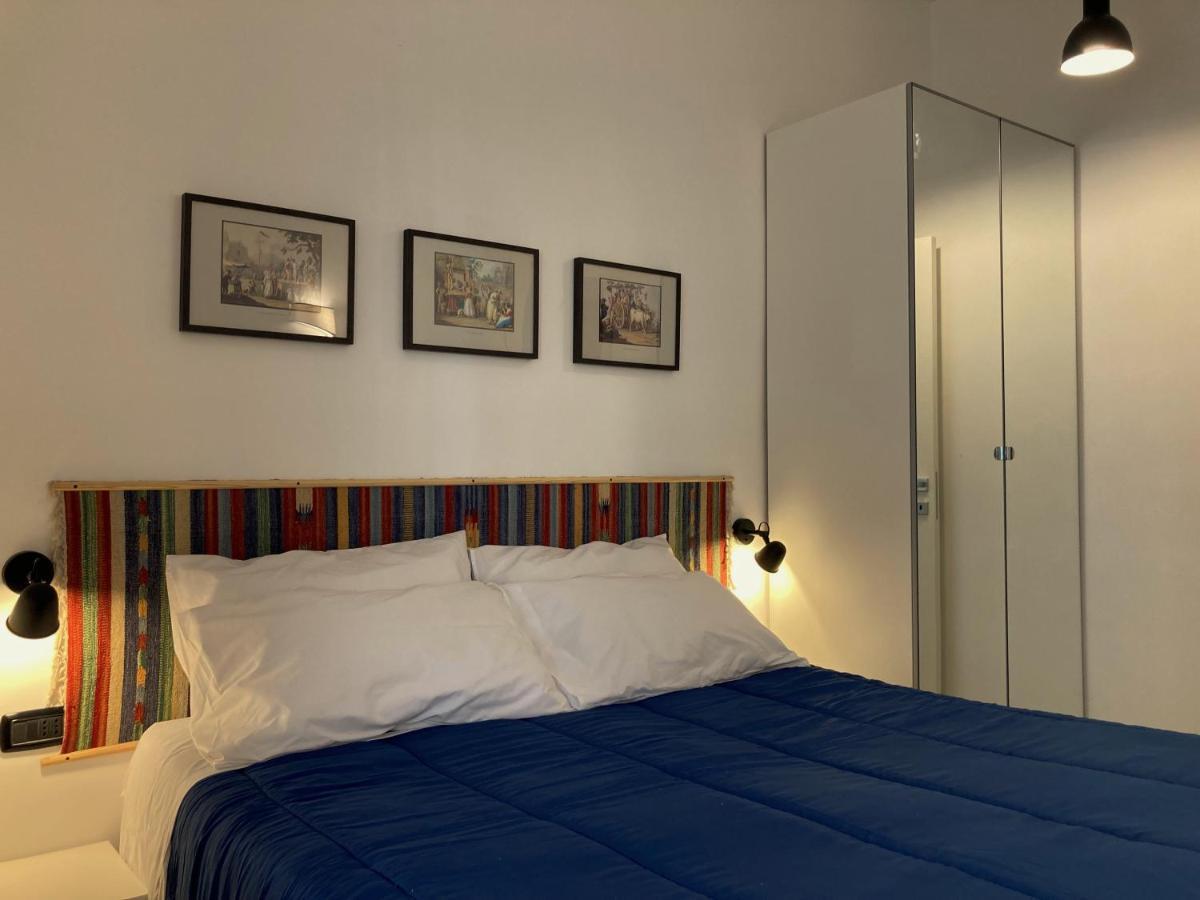 La Casa Blu Nel Cuore Storico Di Napoli מראה חיצוני תמונה