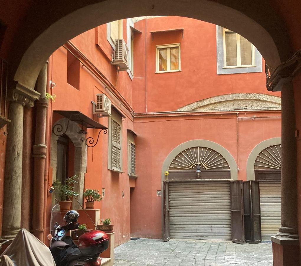 La Casa Blu Nel Cuore Storico Di Napoli מראה חיצוני תמונה
